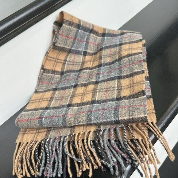 Barbour 100% Lambs Wool Scottland plaid tan unisex scarf fringe clean no smoking - Picture 5 of 5